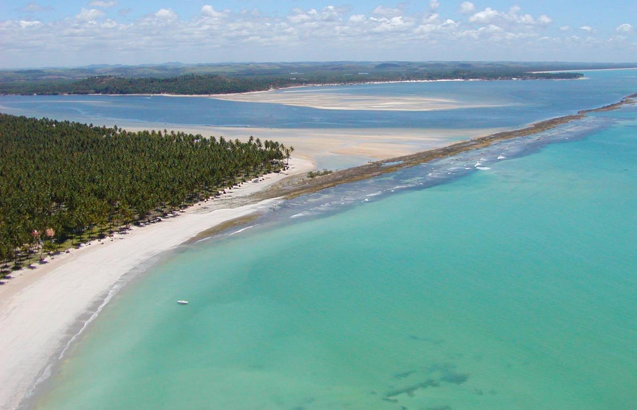 Apartamentos Beira Mar Marinas Tamandare ปรายา ดอส การ์เนย์รอส ภายนอก รูปภาพ